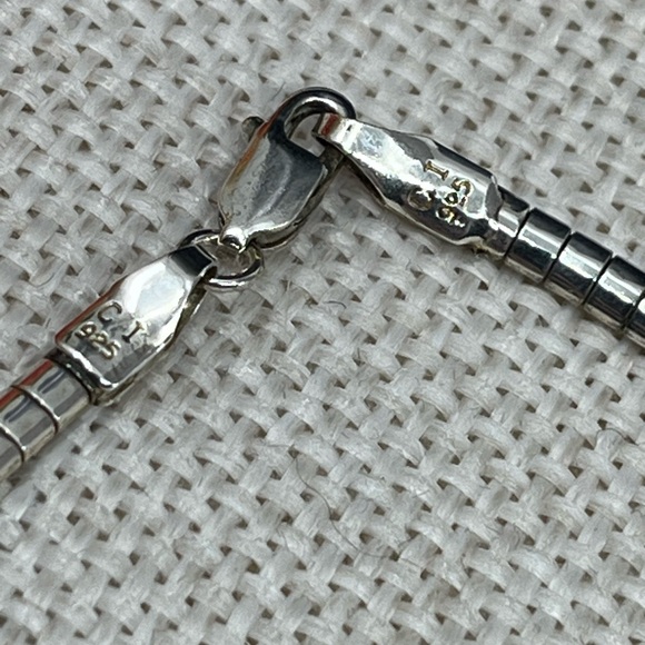 Vintage Sterling Silver CI 925 Channeled CZ Omega Collar Necklace – 16” - Picture 10 of 17